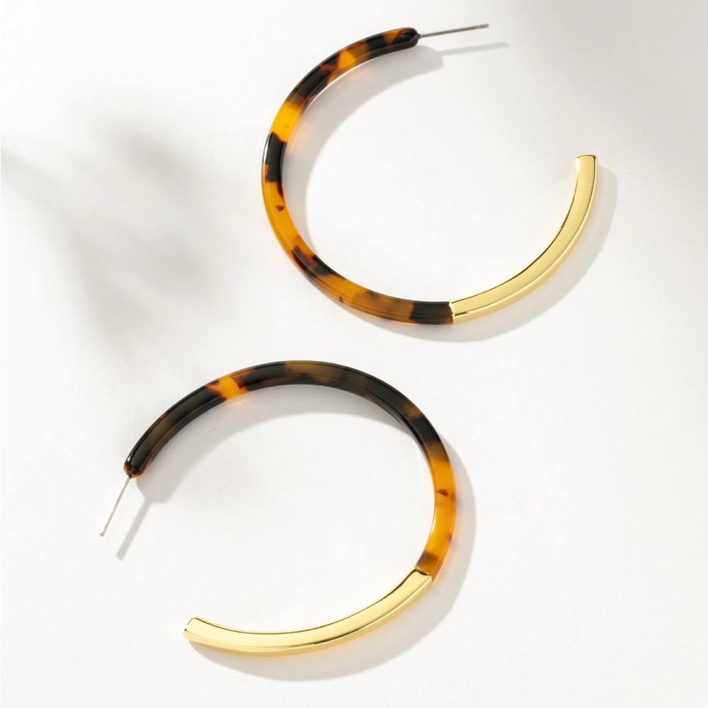 NWOT Uncommon James Franklin Tortoise Hoop Earrings